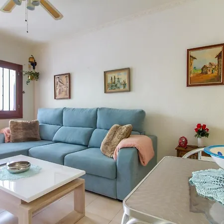 Holiday home In With Kitchen *